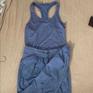 Lululemon SET swiftly tech racerback tank & dance studio joggers in blue